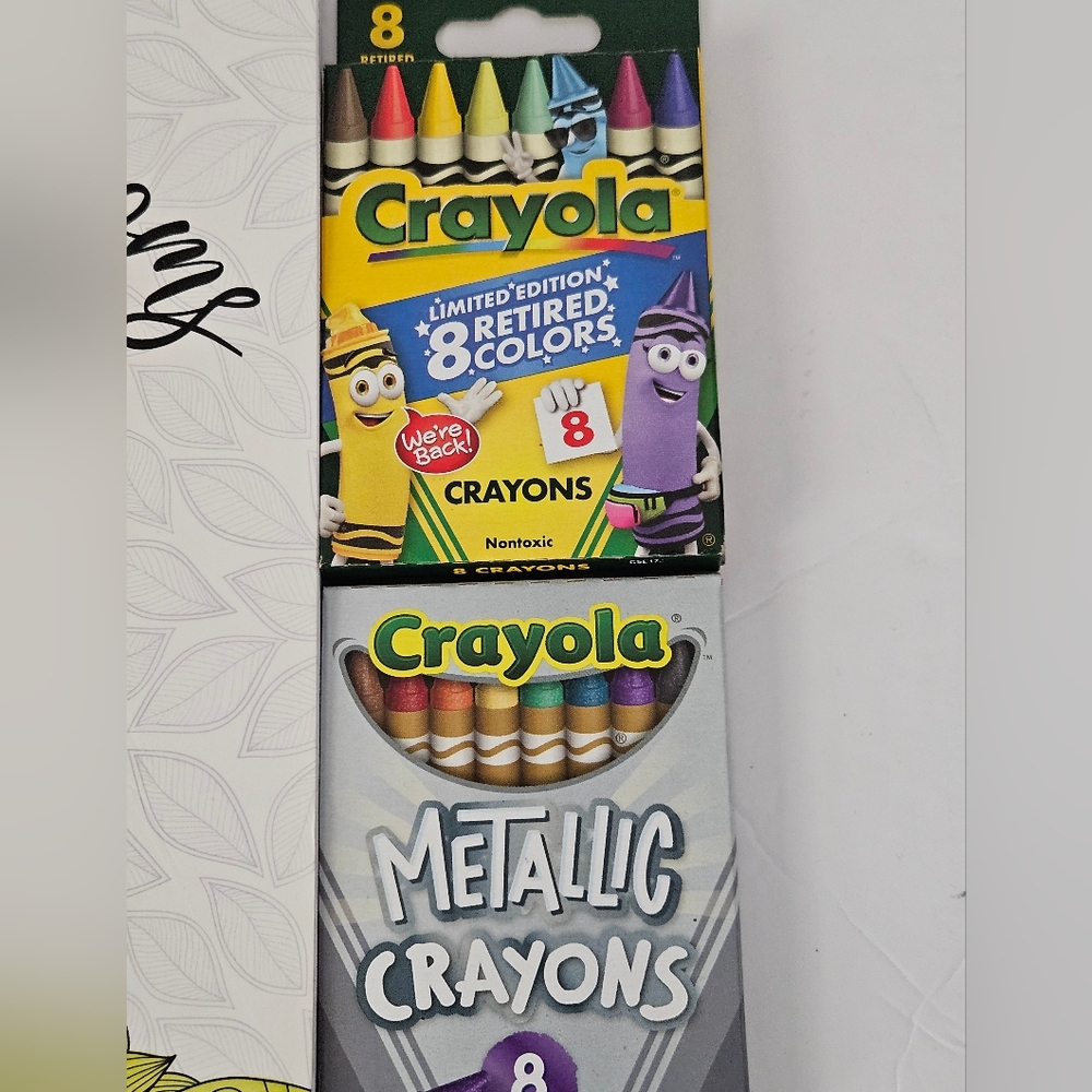NWT Coloring Book/Crayon Bundle - Picture 3 of 4